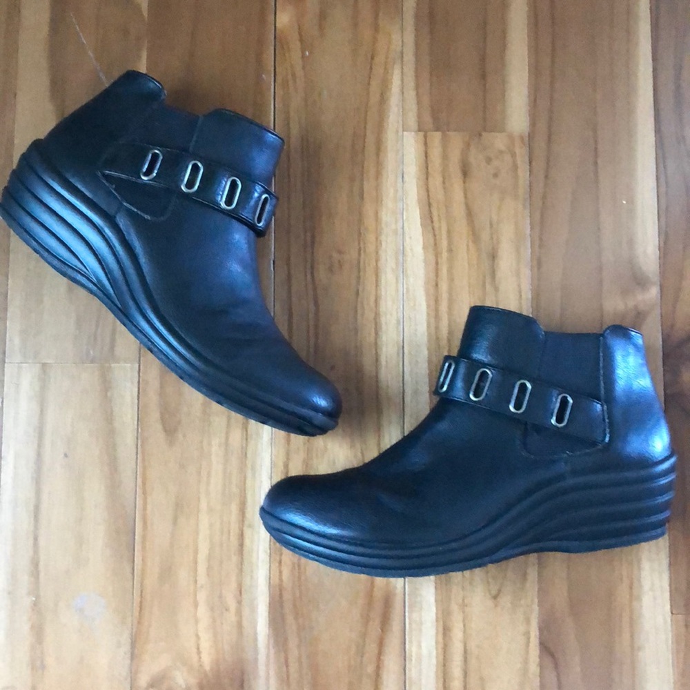Black wedge ankle bootie